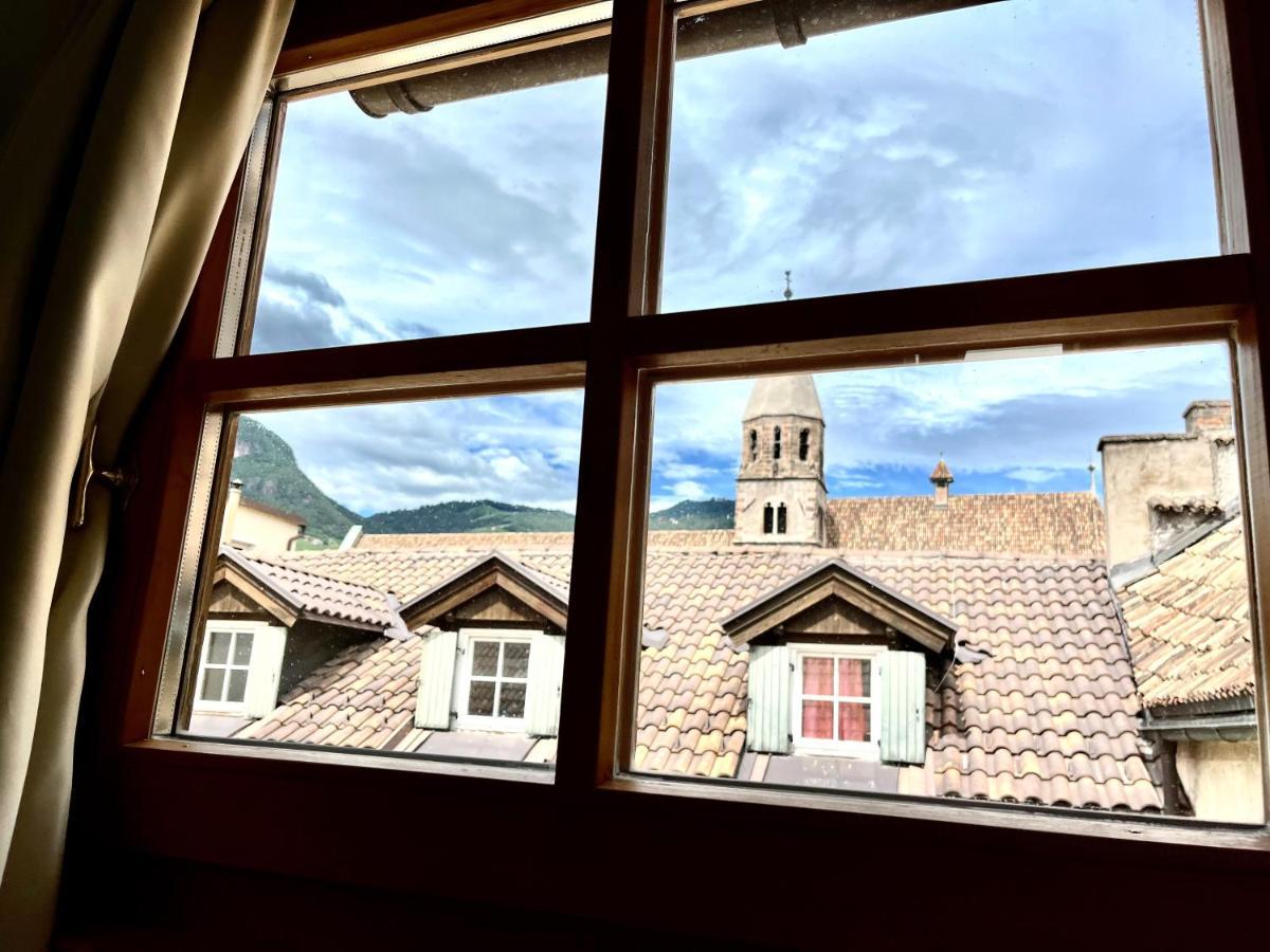 Historic Rooms And Apartments In The City Centre Of Bozen Exterior foto