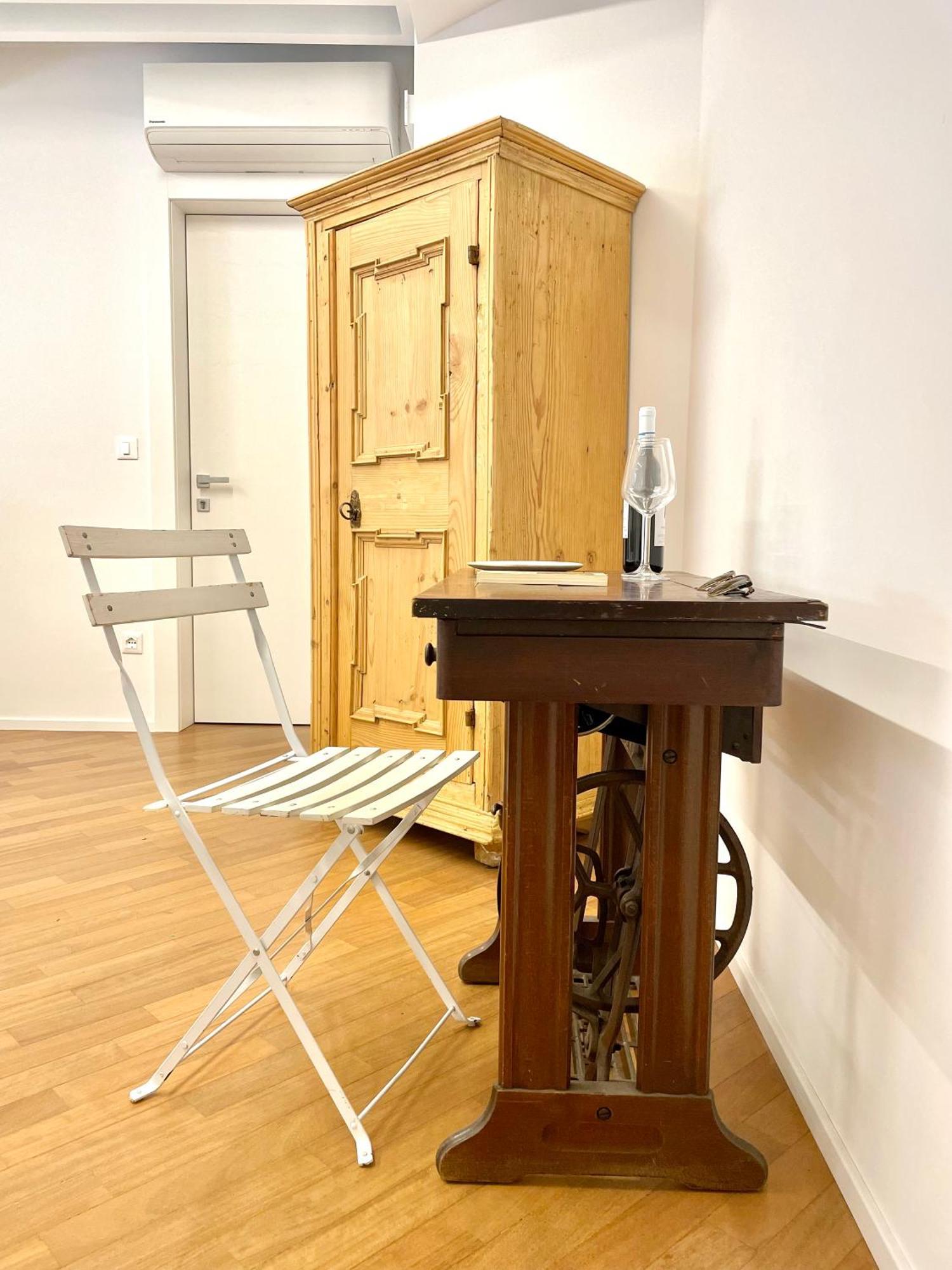 Historic Rooms And Apartments In The City Centre Of Bozen Habitación foto
